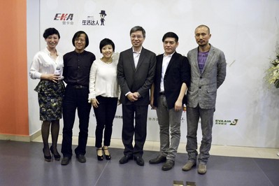 知名專家在“壹卡會2012深圳年度生活達(dá)人”頒獎禮現(xiàn)場，從不同的角度詮釋發(fā)現(xiàn)生活之美。