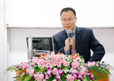 SAIF金融學教授、中國金融研究院副院長嚴弘發(fā)言